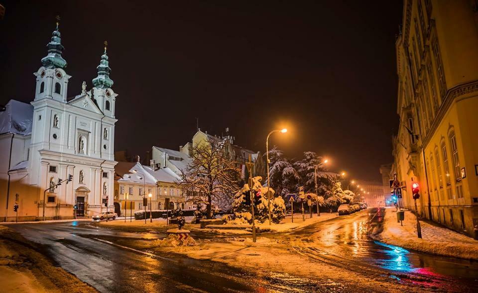Belvarosi Erdesz-Lak Sopron Ngoại thất bức ảnh